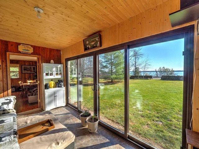 337 Balsam Lake Dr, House detached with 2 bedrooms, 1 bathrooms and 5 parking in Kawartha Lakes ON | Image 20
