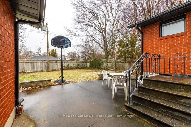 13 Byrne Blvd, House detached with 4 bedrooms, 2 bathrooms and 5.5 parking in St. Catharines ON | Image 29
