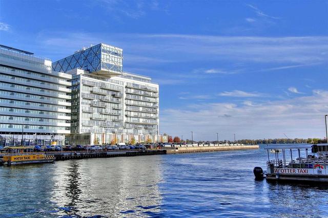 1201 - 10 Queens Quay W, Condo with 2 bedrooms, 2 bathrooms and 1 parking in Toronto ON | Image 29
