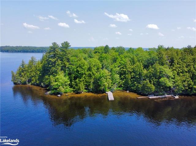 1 Cedar Island, House detached with 2 bedrooms, 0 bathrooms and null parking in Muskoka Lakes ON | Image 15
