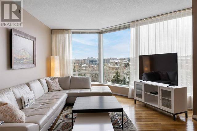 505, - 837 2 Avenue Sw, Condo with 2 bedrooms, 2 bathrooms and 2 parking in Calgary AB | Image 3