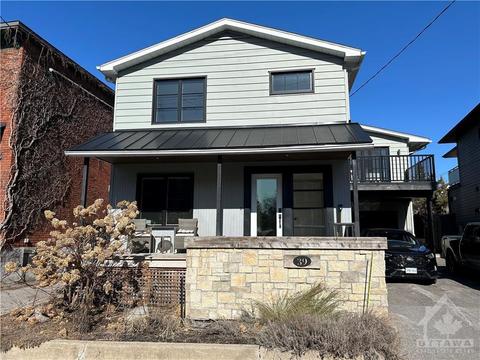 39 Newton Street, House detached with 4 bedrooms, 3 bathrooms and 5 parking in Ottawa ON | Card Image