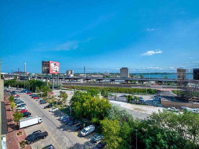 817 - 39 Parliament St, Condo with 2 bedrooms, 2 bathrooms and 1 parking in Toronto ON | Image 15