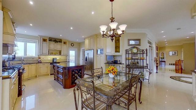 13215 Mclaughlin Rd, House detached with 3 bedrooms, 3 bathrooms and 13 parking in Caledon ON | Image 11