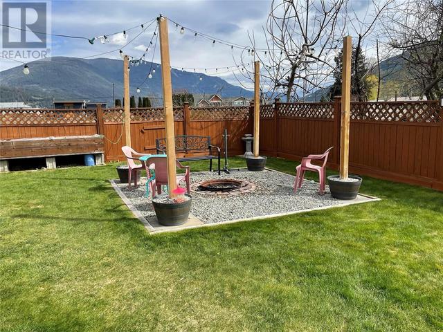 4581 73 Avenue Ne, House other with 3 bedrooms, 2 bathrooms and null parking in Salmon Arm BC | Image 20