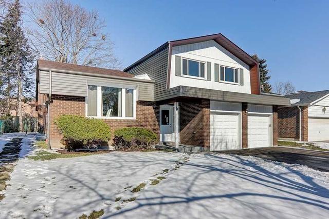 18 Kilchurn Castle Dr, House detached with 4 bedrooms, 5 bathrooms and 4 parking in Toronto ON | Image 1