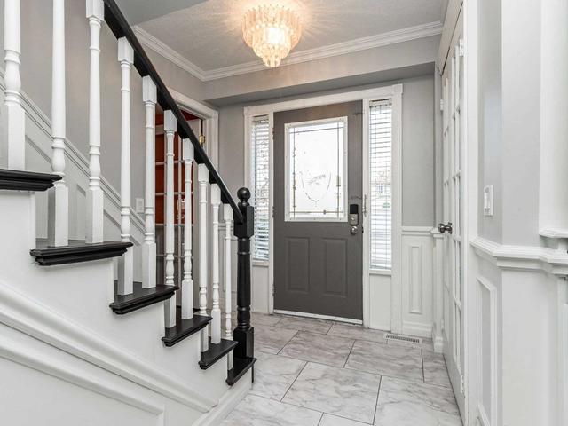 1 Newman Crt, House detached with 4 bedrooms, 4 bathrooms and 4 parking in Brampton ON | Image 21
