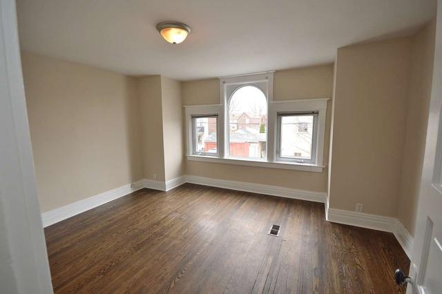 2nd flr - 412 Delaware Ave, House semidetached with 1 bedrooms, 1 bathrooms and 1 parking in Toronto ON | Image 13