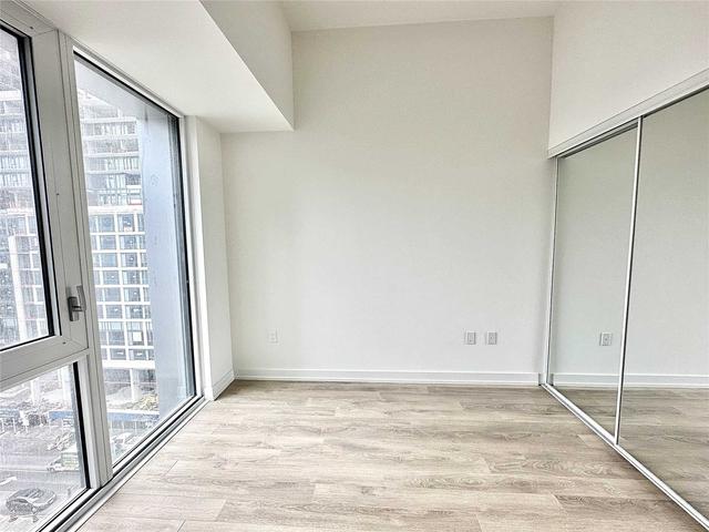 913 - 158 Front St E, Condo with 2 bedrooms, 1 bathrooms and 0 parking in Toronto ON | Image 14