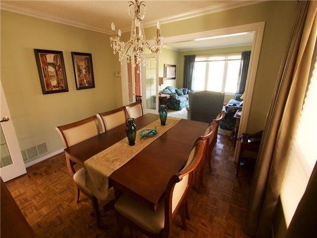 26 Porteous Circ, House detached with 3 bedrooms, 4 bathrooms and 2 parking in Brampton ON | Image 7