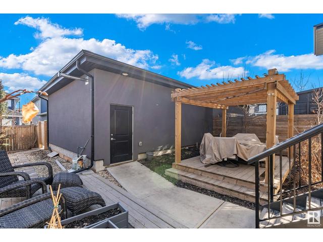 7251 May Rd Nw, House semidetached with 4 bedrooms, 3 bathrooms and 3 parking in Edmonton AB | Image 29