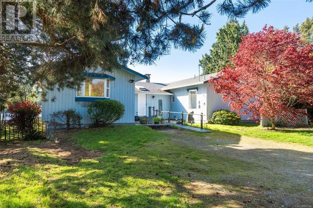 1913 Kaltasin Rd, House detached with 4 bedrooms, 3 bathrooms and 3 parking in Sooke BC | Image 7