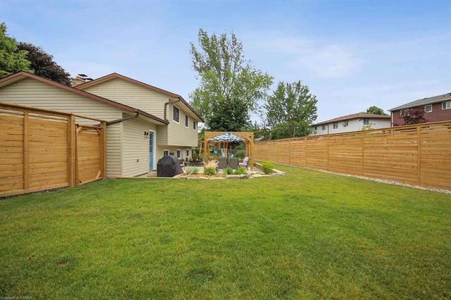 832 Robson Place, House detached with 3 bedrooms, 2 bathrooms and 4 parking in Kingston ON | Image 40