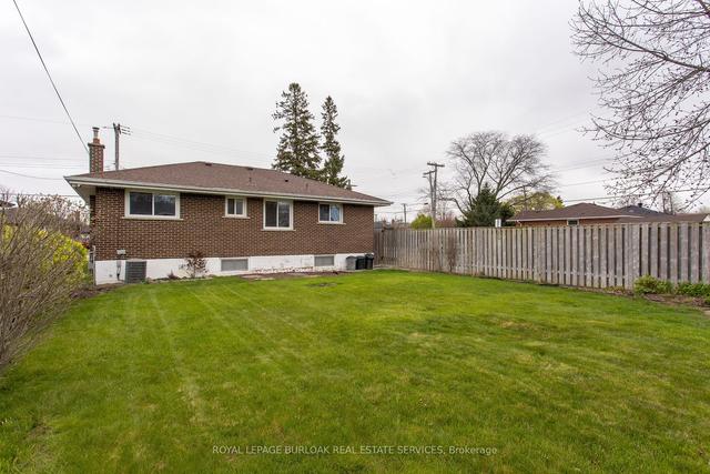 116 Sunrise Dr, House detached with 3 bedrooms, 2 bathrooms and 4 parking in Hamilton ON | Image 34