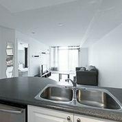 404 - 17 Bayberry Pl, Condo with 1 bedrooms, 2 bathrooms and 1 parking in Toronto ON | Image 7