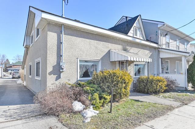 161 Centre St N, House semidetached with 4 bedrooms, 2 bathrooms and 2 parking in Greater Napanee ON | Image 1