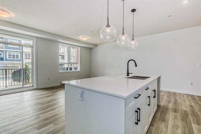 108 - 25 Walgrove Walk Se, Condo with 2 bedrooms, 2 bathrooms and 1 parking in Calgary AB | Image 8