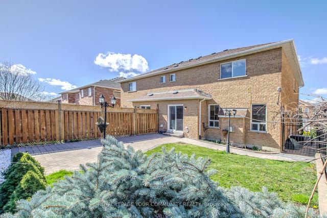 140 Blackthorn Dr, House semidetached with 4 bedrooms, 4 bathrooms and 4 parking in Vaughan ON | Image 33