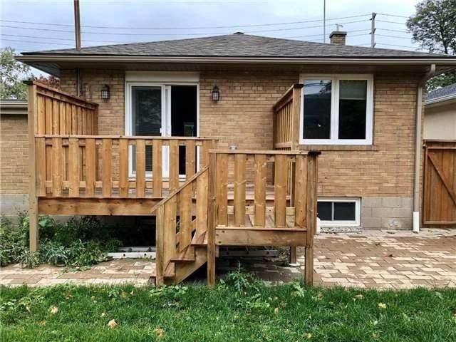upper - 316 Renforth Dr, House detached with 3 bedrooms, 1 bathrooms and 2 parking in Toronto ON | Image 8