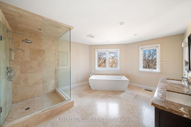 218 Owen Blvd, House detached with 4 bedrooms, 5 bathrooms and 6 parking in Toronto ON | Image 7