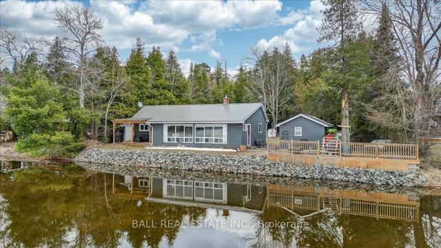 42195 Combermere Rd, House detached with 3 bedrooms, 1 bathrooms and 10 parking in Madawaska Valley ON | Image 12