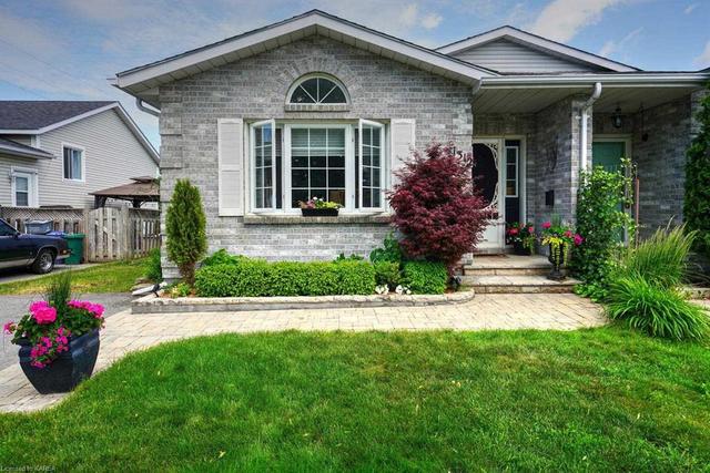 1312 Birchwood Drive, House semidetached with 3 bedrooms, 1 bathrooms and null parking in Kingston ON | Image 1