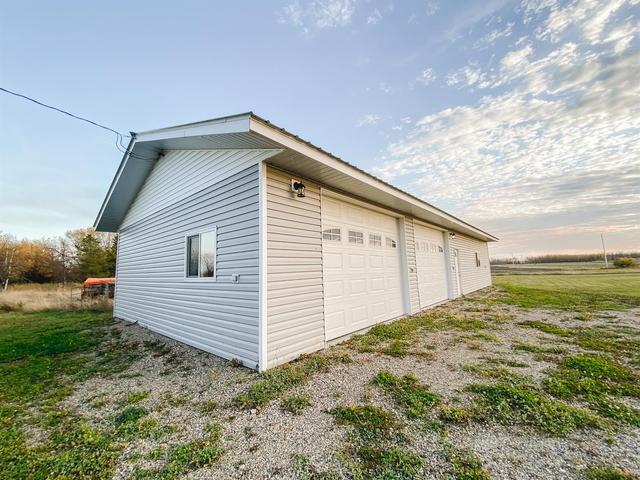 80271 719 Highway, House detached with 3 bedrooms, 2 bathrooms and null parking in Saddle Hills County AB | Image 41