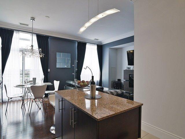 uph11 - 60 South Town Centre Blvd, Condo with 2 bedrooms, 2 bathrooms and 1 parking in Markham ON | Image 5