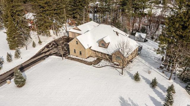 44 Royal Estate Dr, House detached with 4 bedrooms, 4 bathrooms and 13 parking in Kawartha Lakes ON | Image 23