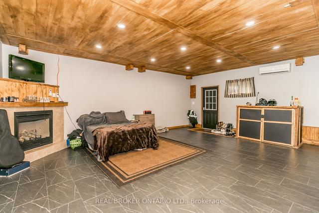 2928 Highway 11, House detached with 3 bedrooms, 2 bathrooms and 8 parking in Oro Medonte ON | Image 20