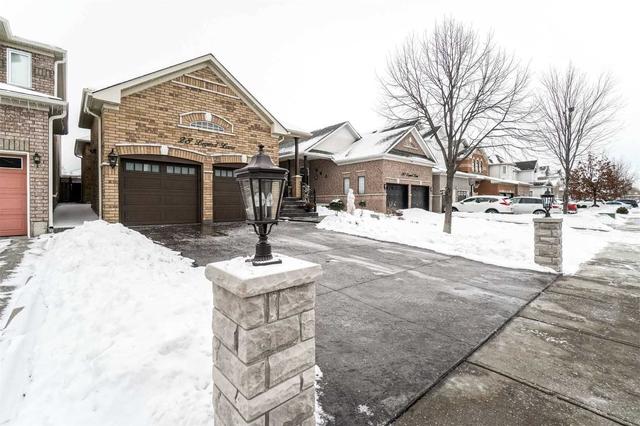 28 Legend Lane, House detached with 2 bedrooms, 2 bathrooms and 6 parking in Brampton ON | Image 34