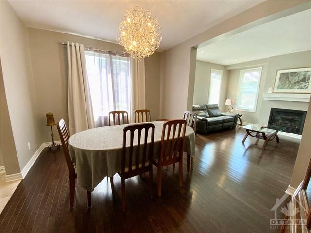 344 Hepatica Way, House detached with 4 bedrooms, 4 bathrooms and 4 parking in Ottawa ON | Image 5