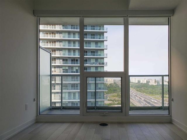2308 - 115 Mcmahon Dr, Condo with 1 bedrooms, 1 bathrooms and 0 parking in Toronto ON | Image 3