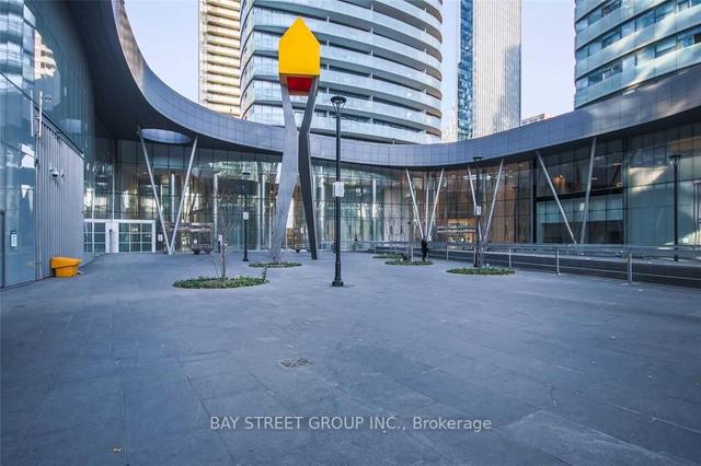 2909 - 14 York St, Condo with 1 bedrooms, 1 bathrooms and 0 parking in Toronto ON | Image 12