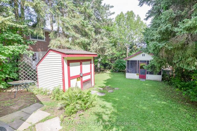 4 Duncan St E, House detached with 1 bedrooms, 2 bathrooms and 1 parking in Huntsville ON | Image 4