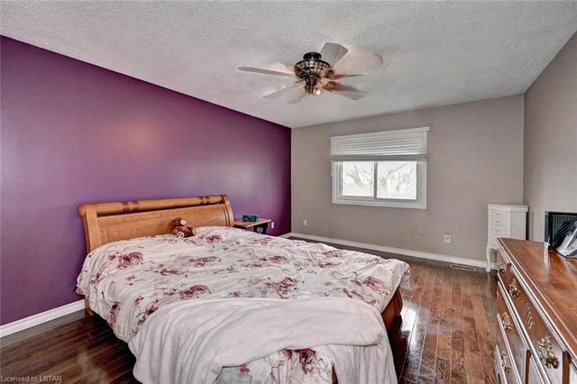 195 Driftwood Drive, House detached with 3 bedrooms, 2 bathrooms and 4 parking in Kitchener ON | Image 15