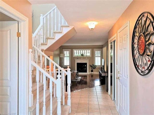 253 Winterberry Blvd, House detached with 4 bedrooms, 4 bathrooms and 4 parking in Thorold ON | Image 12