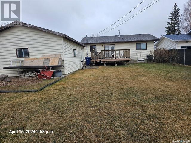 506 5th Street S, House detached with 2 bedrooms, 2 bathrooms and null parking in Martensville SK | Image 30