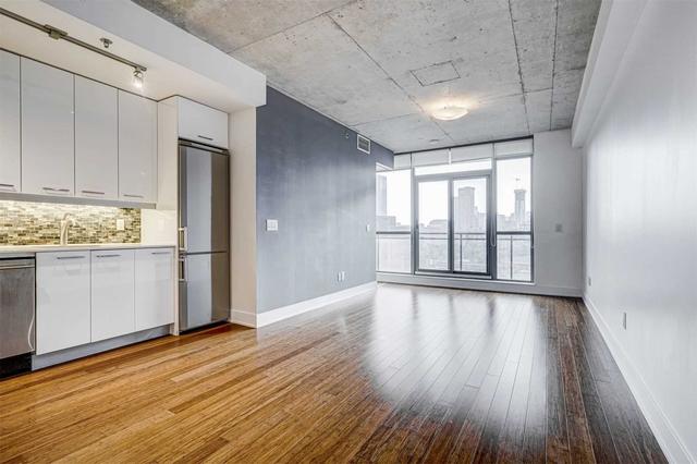 709 - 90 Trinity St, Condo with 2 bedrooms, 2 bathrooms and 1 parking in Toronto ON | Image 3