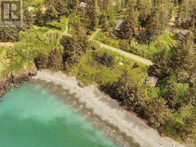 8519 West Coast Rd, House detached with 1 bedrooms, 1 bathrooms and 3 parking in Juan de Fuca BC | Image 1