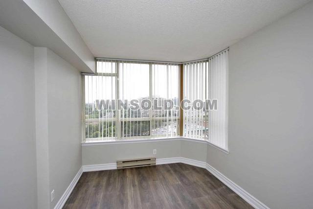 1422 - 32 Clarissa Dr, Condo with 2 bedrooms, 2 bathrooms and 1 parking in Richmond Hill ON | Image 14