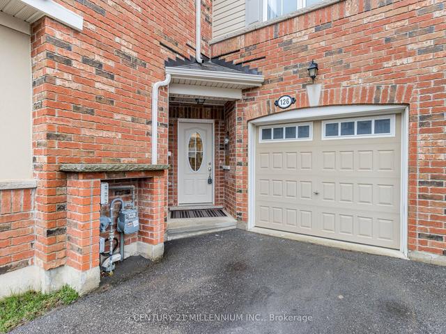 126 Lemieux Crt, House attached with 3 bedrooms, 4 bathrooms and 2 parking in Milton ON | Image 23