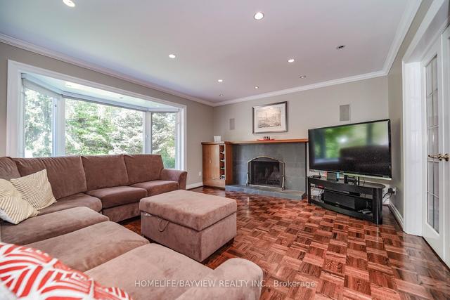 28 Sixpenny Crt, House detached with 4 bedrooms, 4 bathrooms and 6 parking in Markham ON | Image 15