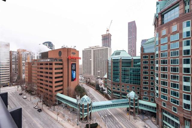 1311 - 110 Charles St E, Condo with 1 bedrooms, 1 bathrooms and 0 parking in Toronto ON | Image 16