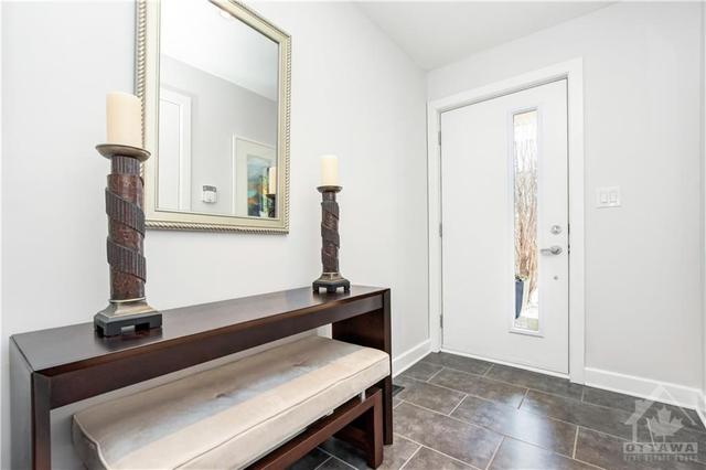 51 Evelyn Avenue, Townhouse with 2 bedrooms, 3 bathrooms and 2 parking in Ottawa ON | Image 3