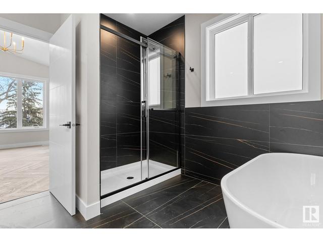 9756 83 Av Nw, House detached with 4 bedrooms, 3 bathrooms and null parking in Edmonton AB | Image 26