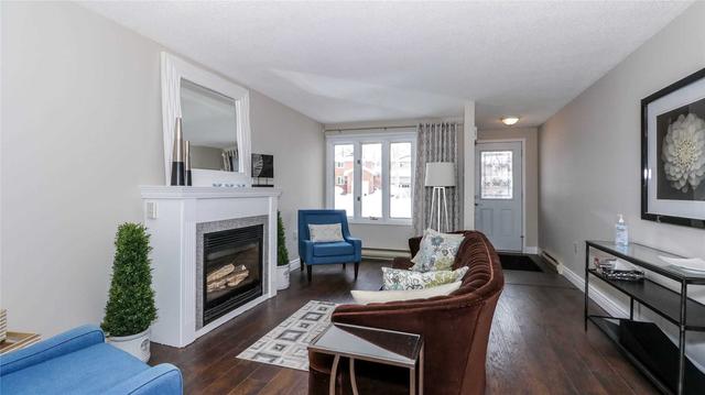 30 Geddes Cres, House detached with 2 bedrooms, 2 bathrooms and 5 parking in Barrie ON | Image 18