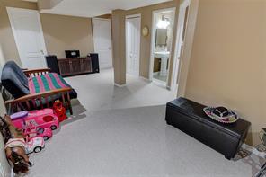 2056 Shady Glen Rd, House detached with 3 bedrooms, 4 bathrooms and 3 parking in Oakville ON | Image 11