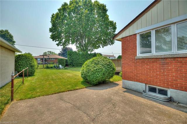 6822 Oneil Street, House detached with 4 bedrooms, 2 bathrooms and 3 parking in Niagara Falls ON | Image 10