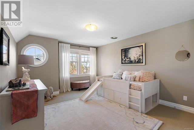 4 - 1770 Rockland Ave, House attached with 3 bedrooms, 4 bathrooms and 5 parking in Victoria BC | Image 21